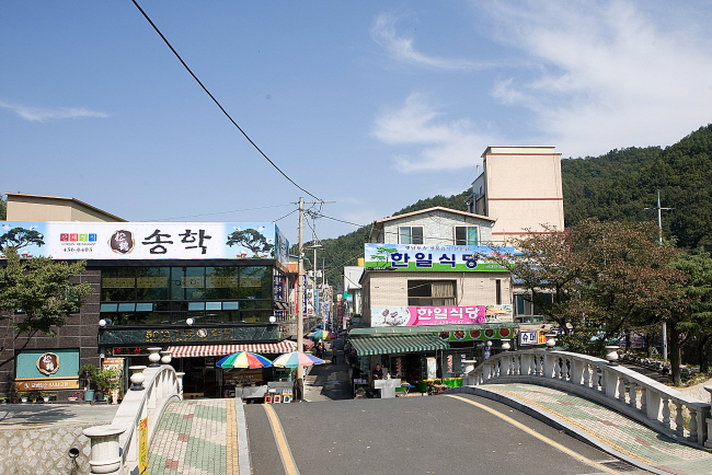김천-직지사산채정식향토음식점지구