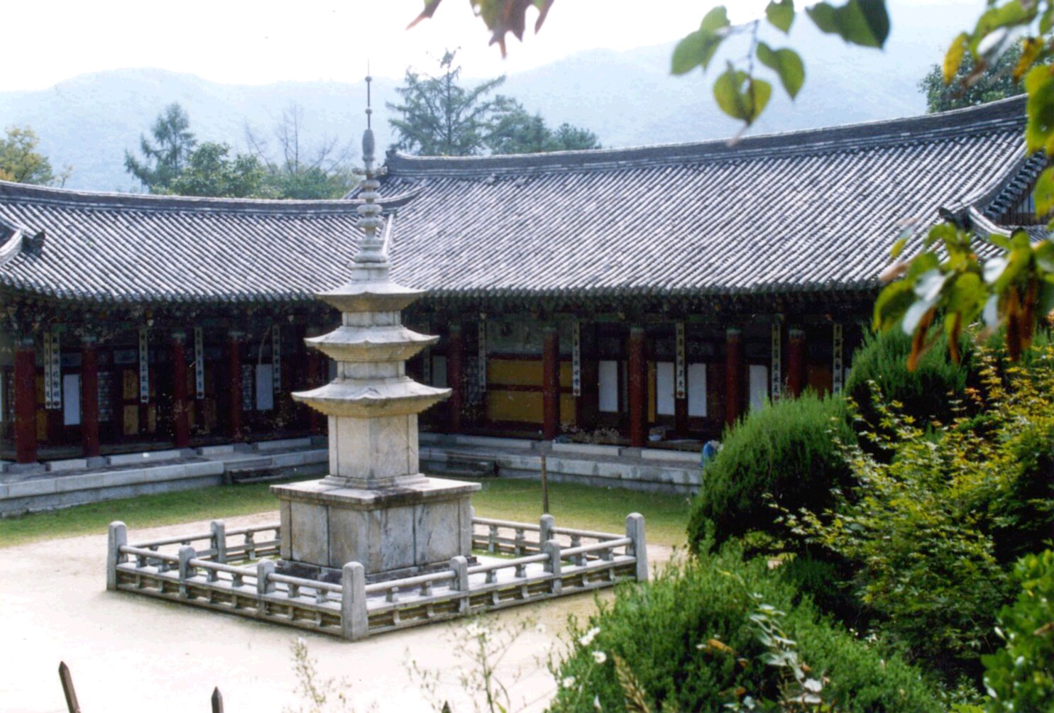 [보물  1186호] 전 구미 강락사지 삼층석탑