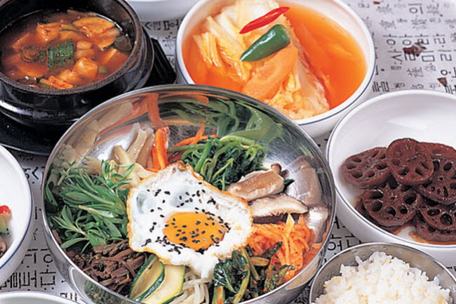 산채비빕밥 한상차림