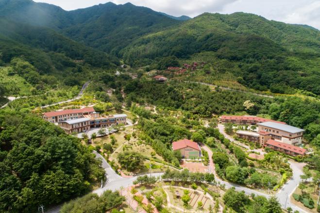 12._국립산림치유원_전경.jpg