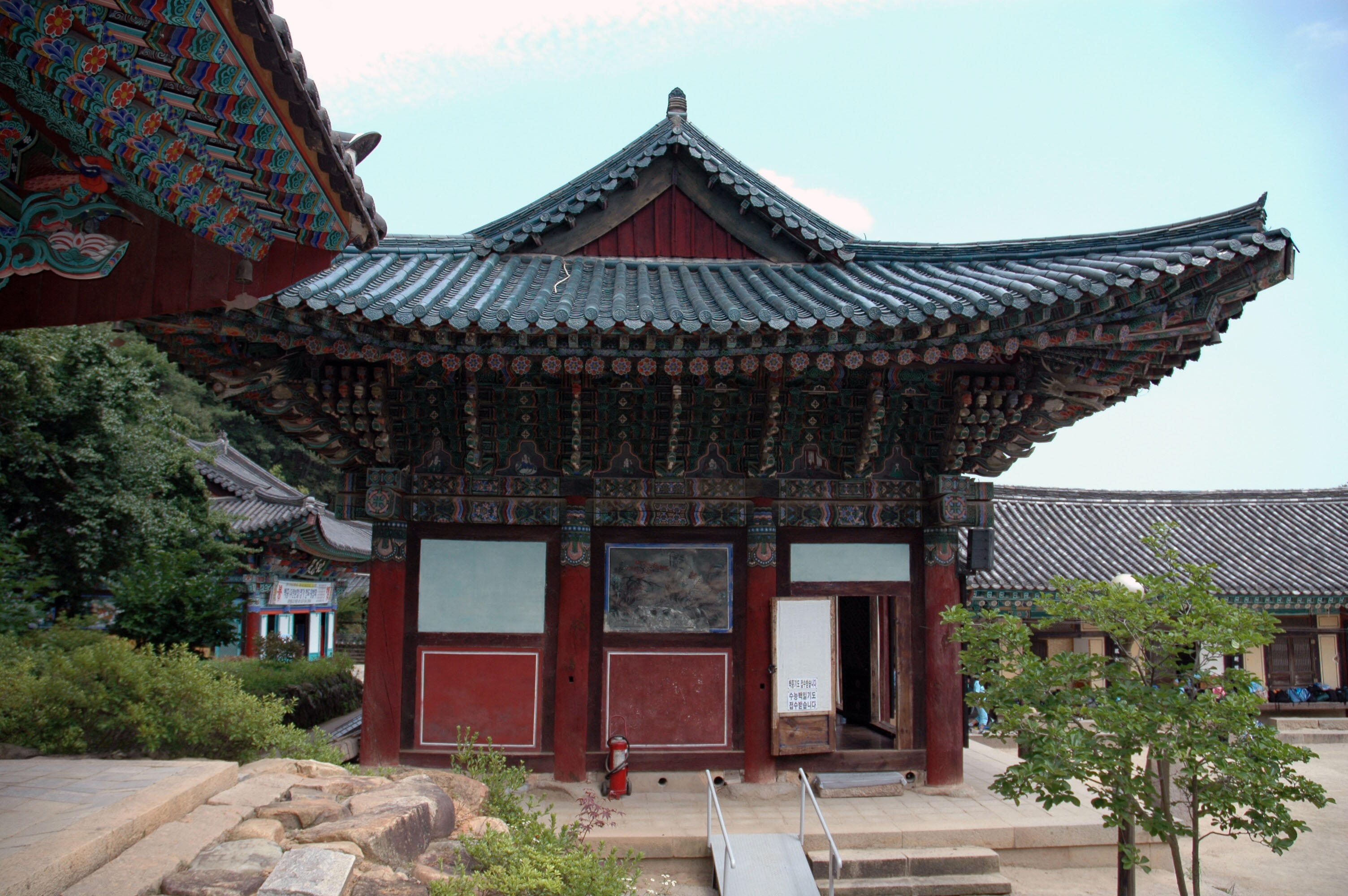 영천 은해사 극락보전_23